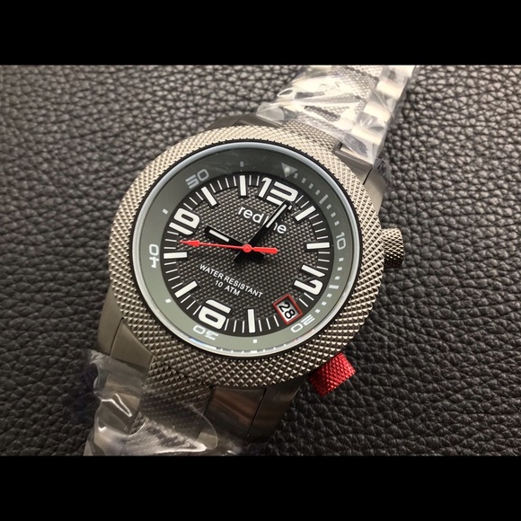 Red Line ~ OCTANE - Picture 3 of 10